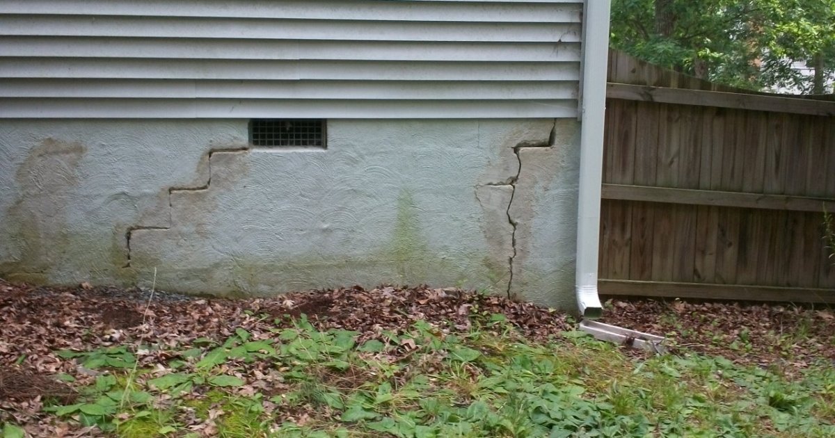 Warning Signs of Foundation Issues West & Woodall Real Estate
